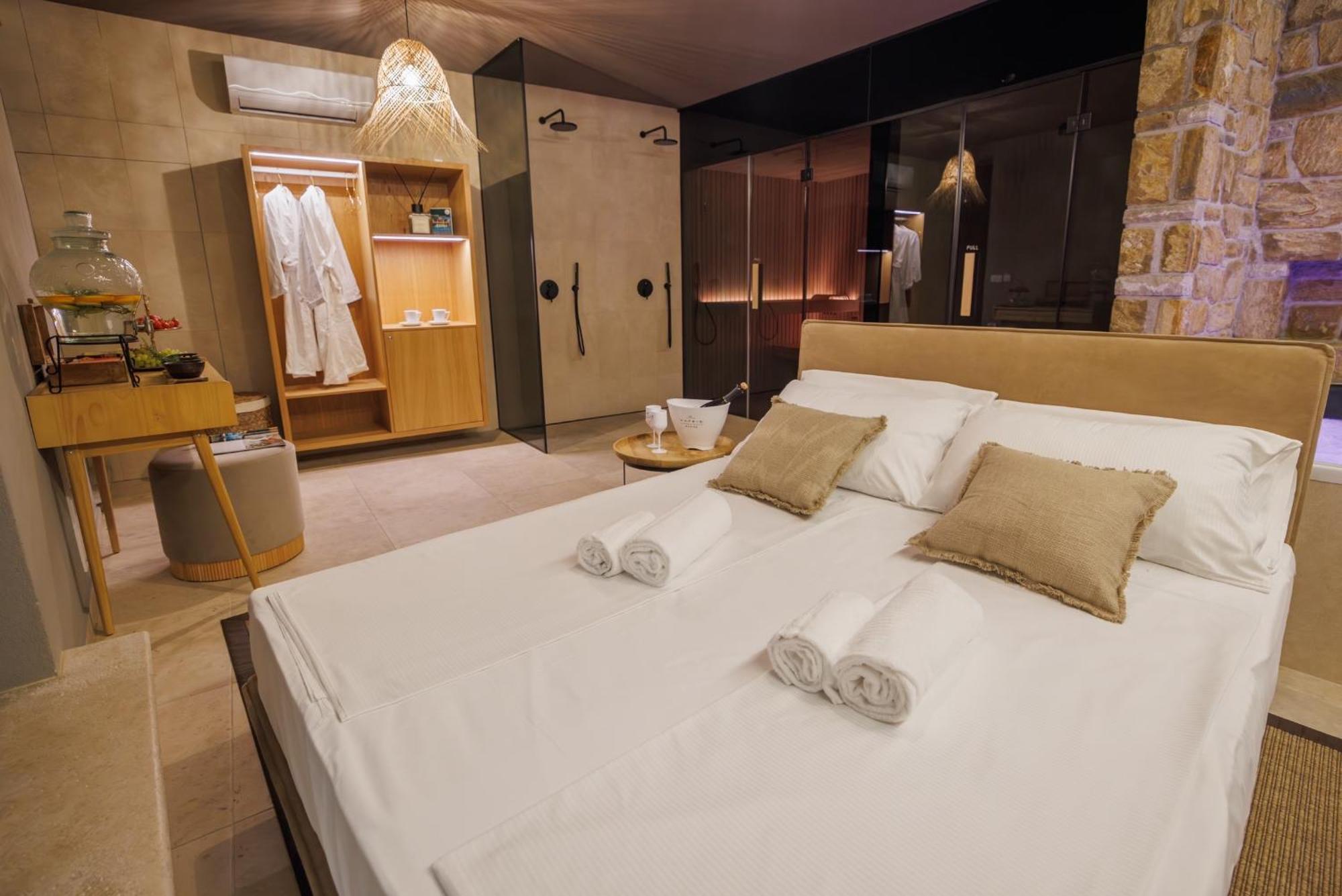 Vila Robida Rooms & Spa Črni Kal Rum bild