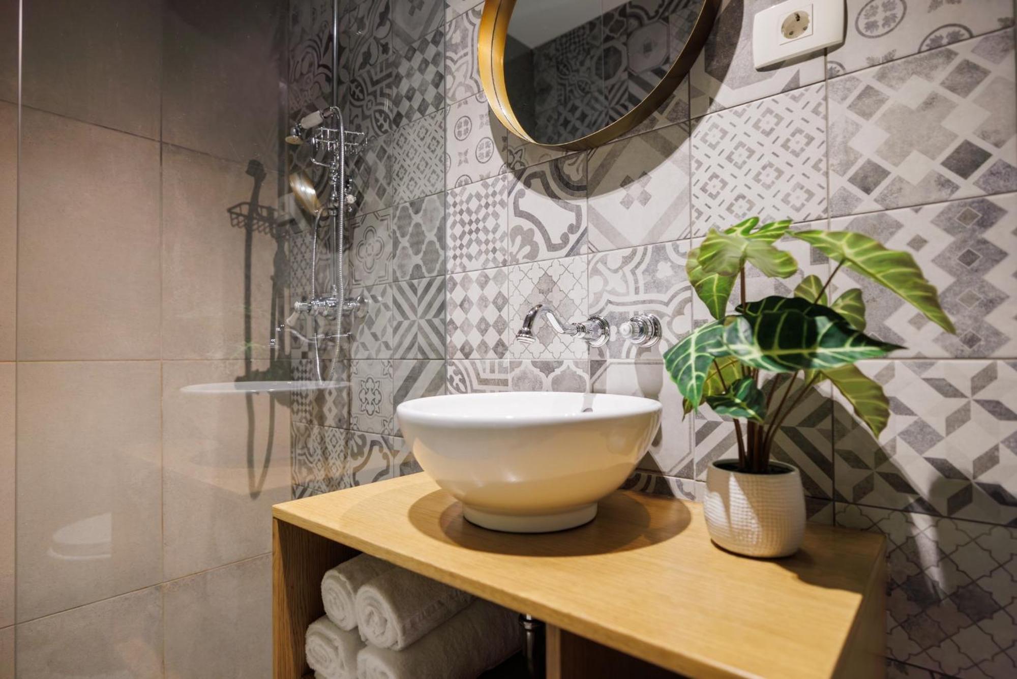 Vila Robida Rooms & Spa Črni Kal Exteriör bild